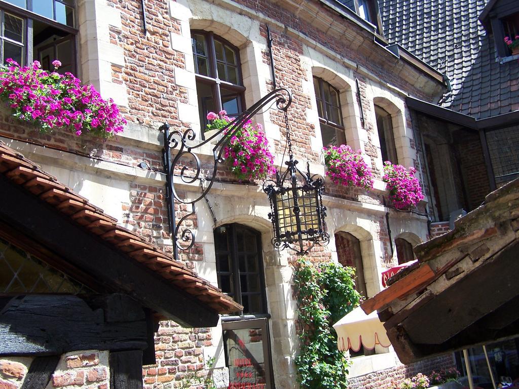 Auberge Du Bon Fermier Valenciennes Eksteriør bilde